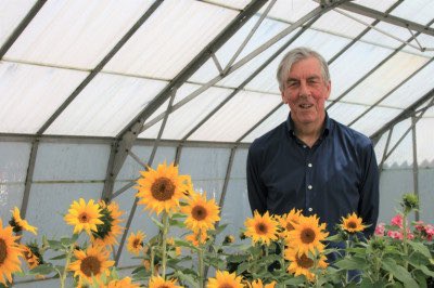 Very sad to hear of the passing of all round good bugger and Distinguished Professor, Steve Wratten