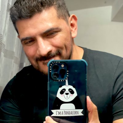 camanenchi's tweet image. #NuevaFotoDePerfil #PandaCorn #Camanenchi