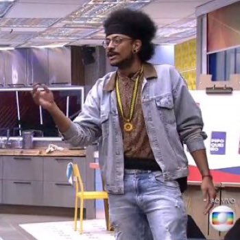 patypromo's tweet photo. E sendo assim, prefiro o João no paredão falso! Até pelos privilégios que terá depois. #BBB21 https://t.co/91OGmVtaYo