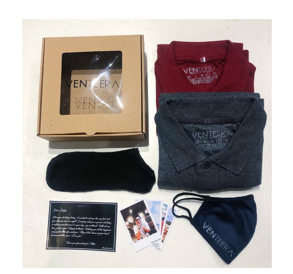 giftforhim_'s tweet photo. SURPRISE BOX FOR HIM!🥰

Susah nak cari surprise box yang boleh add on polaroid dgn love note ni kan?
Surprise box venteera ni bukan boleh add on 2 tu je, tapi boleh add mask juga!!
Mask special from venteera. Cantikkk sangat😍
Ada 7 package untuk korang pilih!☺️
👇🏻👇🏻👇🏻 https://t.co/E7y8JZhEmD