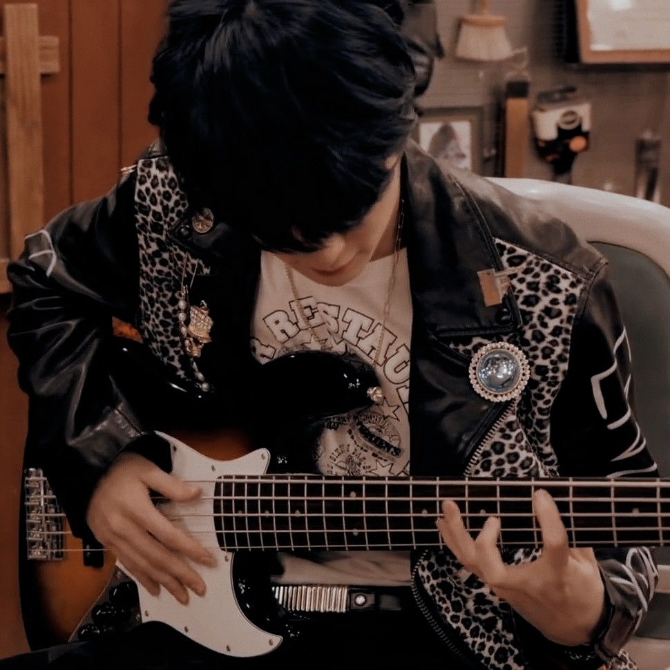 JJHLOOKS's tweet image. 