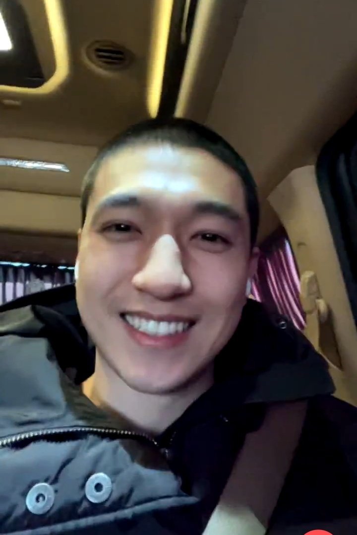 DAYS6SUNGJIN's tweet photo. Today, March 8th is the day I enlist. It'll be something that you'll receive eventually. Please don't worry because I'll come back healthily. https://t.co/FHB9RCTl87