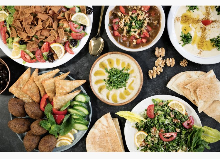 ProjectLitAbes's tweet photo. π«β¨π Itβs happening!! Weβll kick off Aprilβs book, Other Words For Home by @jasminewarga with a Syrian cooking class! π§πΌβπ³ Big THANK YOU to all who donated to @DonorsChoose & made this experience a reality for our @ProjectLitAbes students ππ₯πΈπΎ #otherwordsforhome @ProjectLITComm https://t.co/EzouZiiQif