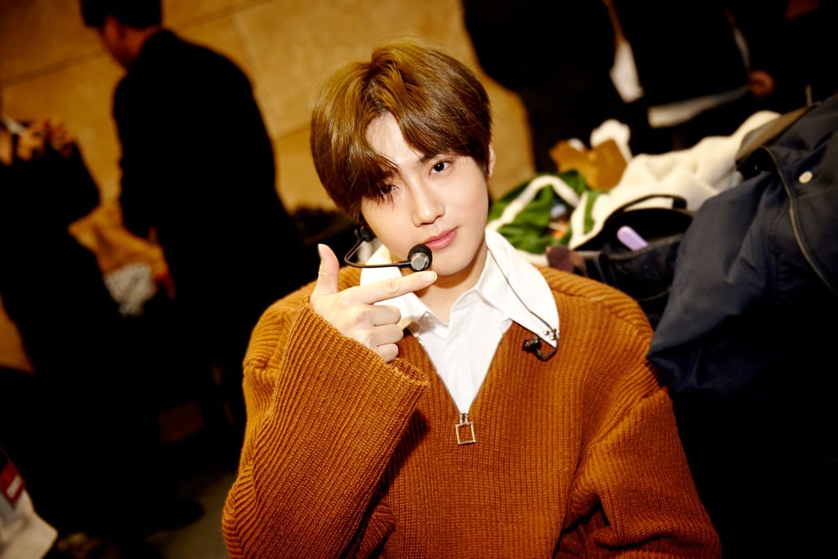 hourlykjm's tweet photo. #SUHO #수호 @weareoneEXO https://t.co/sBOaGhf4cy