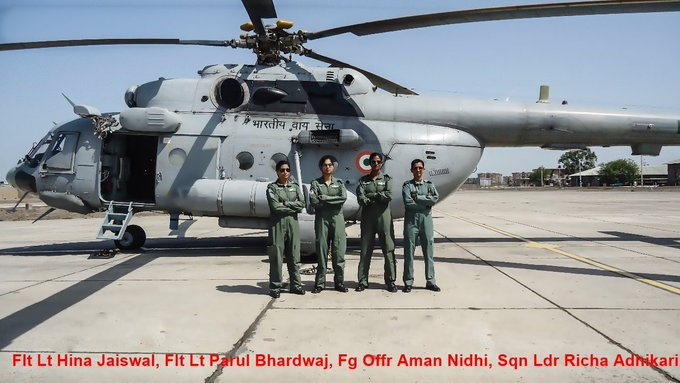 KirronKherBJP's tweet photo. The headcount of women in the military has increased almost three-fold over thelast six years with more avenues being opened for them at a steady pace.
There are 9,118 women currently serving the army, navy and air force. #Narishakti https://t.co/h8arvihCn3