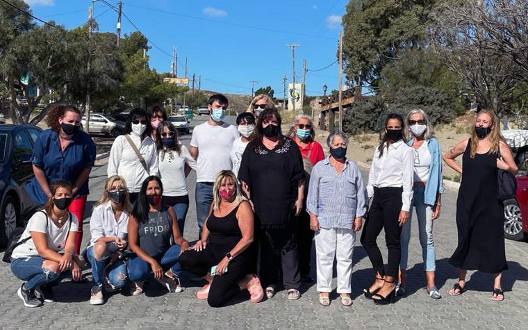 En el día internacional de la mujer quiero saludar a todas ellas y decirles que sigamos construyendo juntos un mundo en el que cada día hayan más mujeres en política, más emprendedoras, más participando en una sociedad más igualitaria y sin violencia.