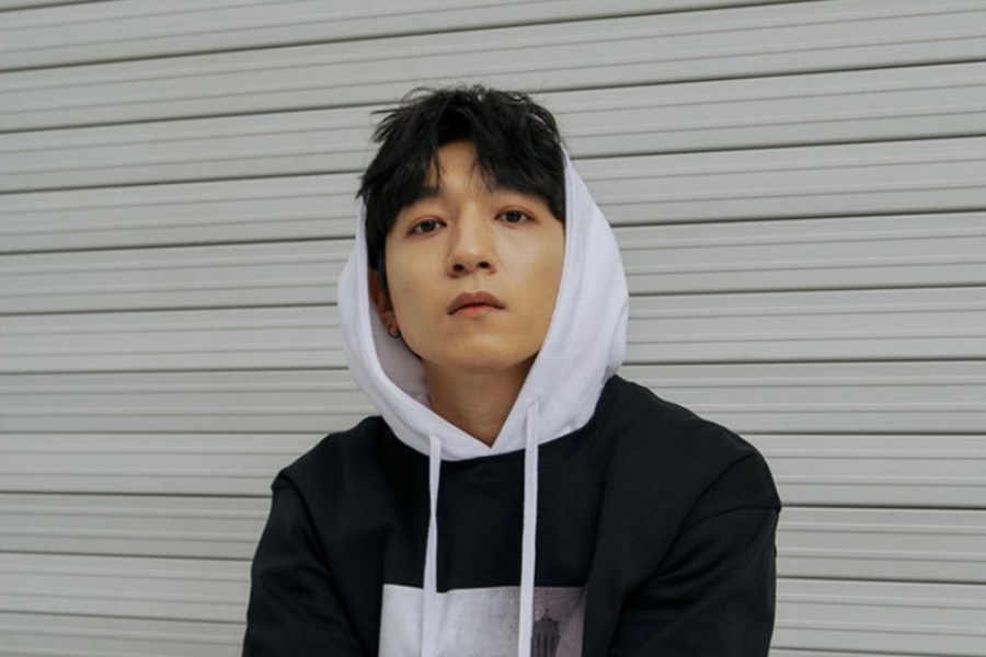 soompi's tweet photo. #DAY6's #Sungjin Enlists In The Military
https://t.co/Kiz1fgIr2T https://t.co/zIA4exqeZ0