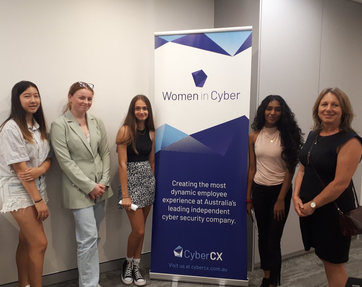 MzDBuckley's tweet photo. Spending the day in the city with my @JohnCurtinCol 
#cybersecurity girls doing 
Escape Room Challenges
Thanks @CxCyber for a great morning 😁#IWD2021  
#ChooseToChallenge  
#ChampionsCreatingChampions  
#take2stem #cybersecurity
#InternationalWomensDay https://t.co/WlAk2YxpDy