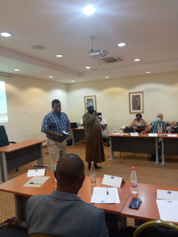 GloriaKalilombe's tweet photo. Thanks @FOCESE_Malawi for giving us opportunity to discuss with key members of parliament yesterday on Termination of Pregnancy Bill. Honourable Matthews Ngwale, assured us he will table the bill on March 11.  @SheDecides_MW @UNFPAMalawi @AliceChiwaya1 @lazzyTani @JulianaLunguzi https://t.co/G511In7OPf
