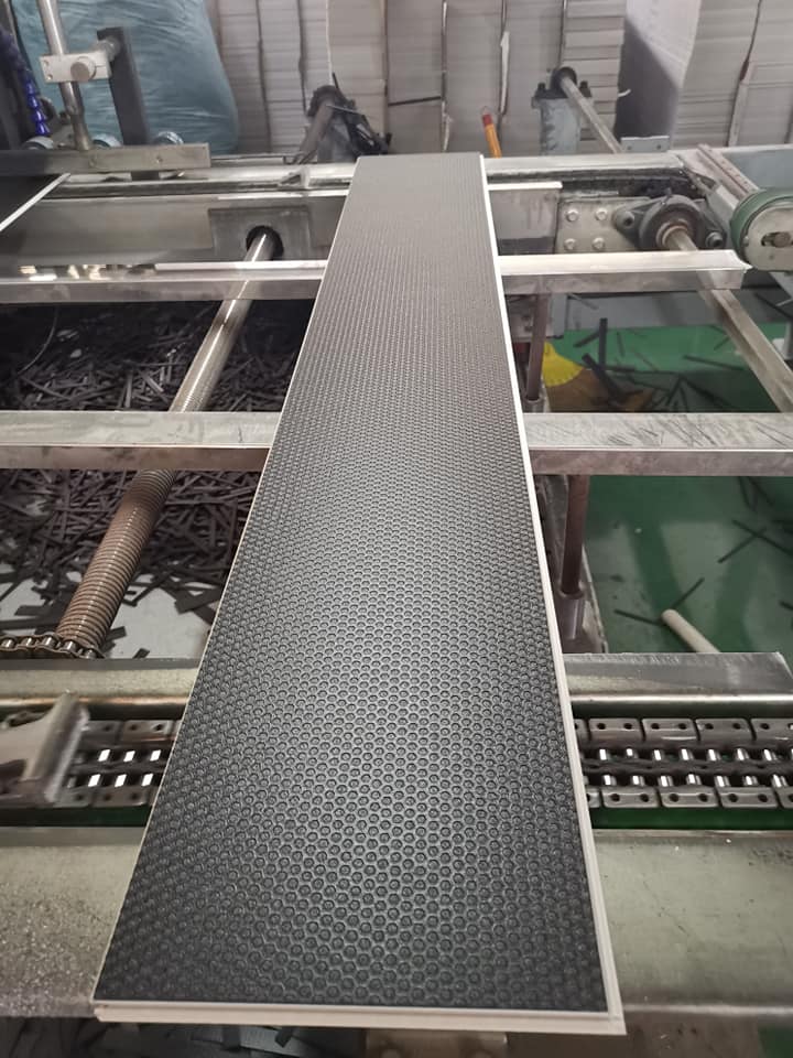 BaggioArm's tweet photo. IXPE paste on SPC floor back side https://t.co/QdAX3AeExJ  #pvc #pvcfloor #raisedaccessfloor #accessfloor #raisedfloor #spcfloor #decoration #spc #flooring #interiordesign #environmental #pisoelevado #фальшпол #yükseltilmişzemin know more, welcome add Whatsapp:+86-13775614166 https://t.co/Jw5aqFd1Zx