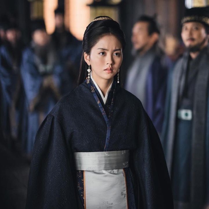 река где луна. корея сериал лунная река 2021. река восходит луна дорама. река где луна. река где луна.