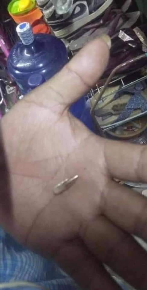 Humanity is dead in Myanmar Under Coup. Min Aung Hlaing’s armed rebels opened fire on townships of Yangon last night.Bullets passed through windows,walls n injured residents as they intentionally aimed at apartments n houses .
#WhatHappeningInMyanmar