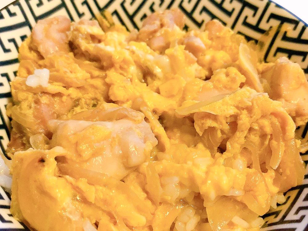 一人暮らしの人にオススメ！？レンジで簡単「親子丼」の作り方！