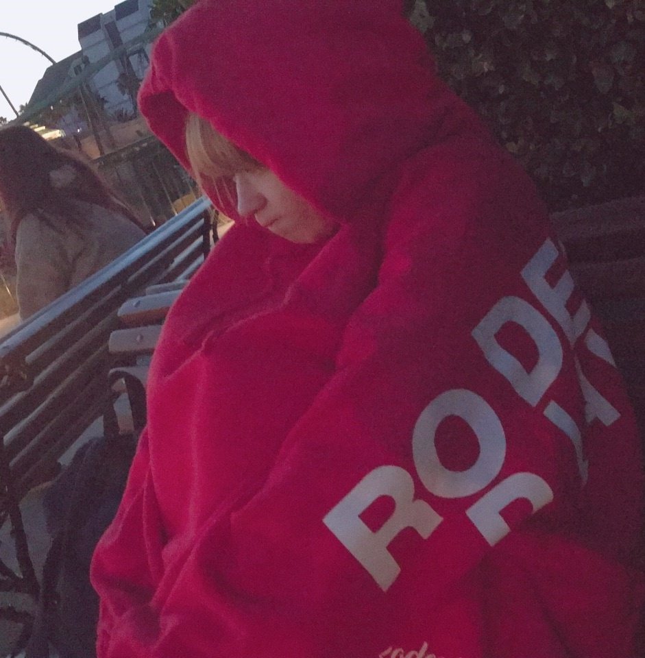 Sakunpo's tweet photo. ずっと可愛いと思うなよ https://t.co/zCQfMHSXNZ