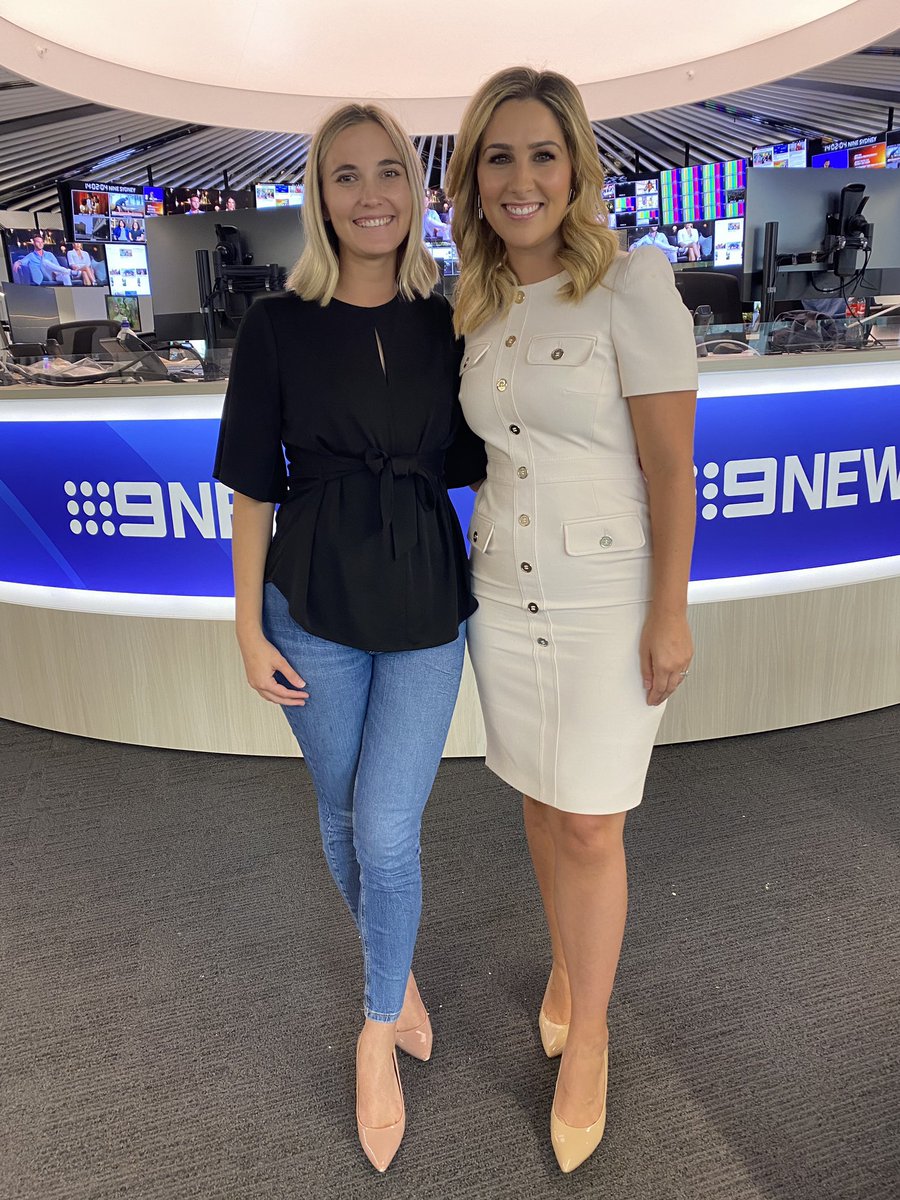 Kate_Limon9's tweet photo. At @9NewsAUS, in the regional news dept, women far outnumber men. And this #InternationalWomensDay especially in the current climate, I’m incredibly proud to lead this team of smart, strong, creative women. They’re the faces of &amp; faces behind the bulletins of QLD, NSW &amp; VIC 🙌🏼👊🏼 https://t.co/BtOjIZQp5B