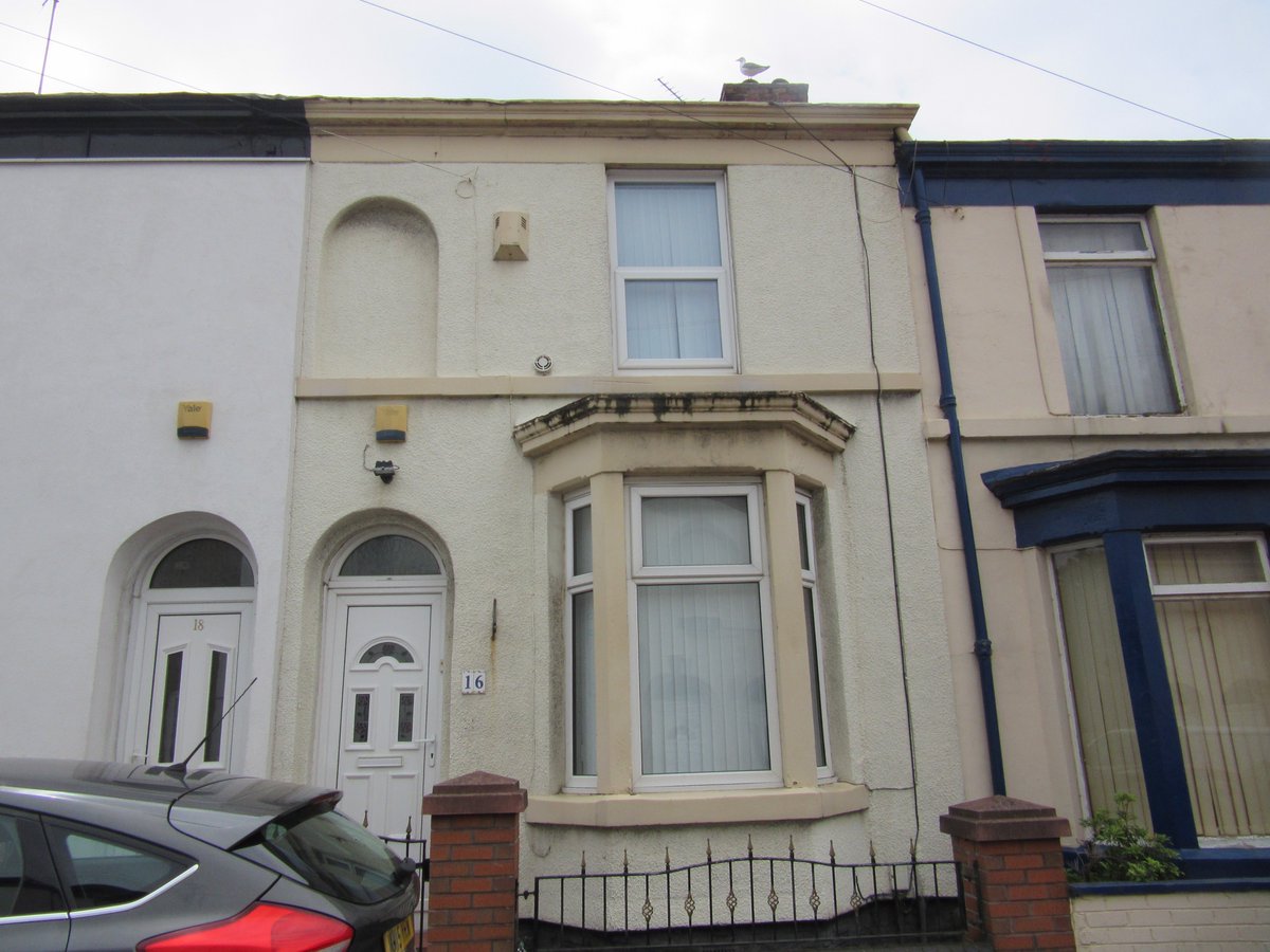 Space Estate Agents tweet media