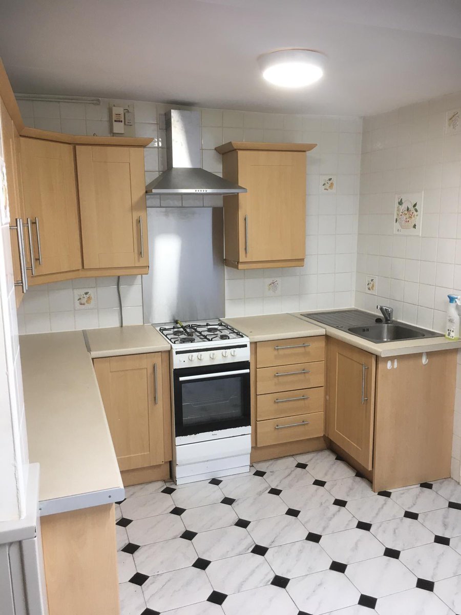 Space Estate Agents tweet media