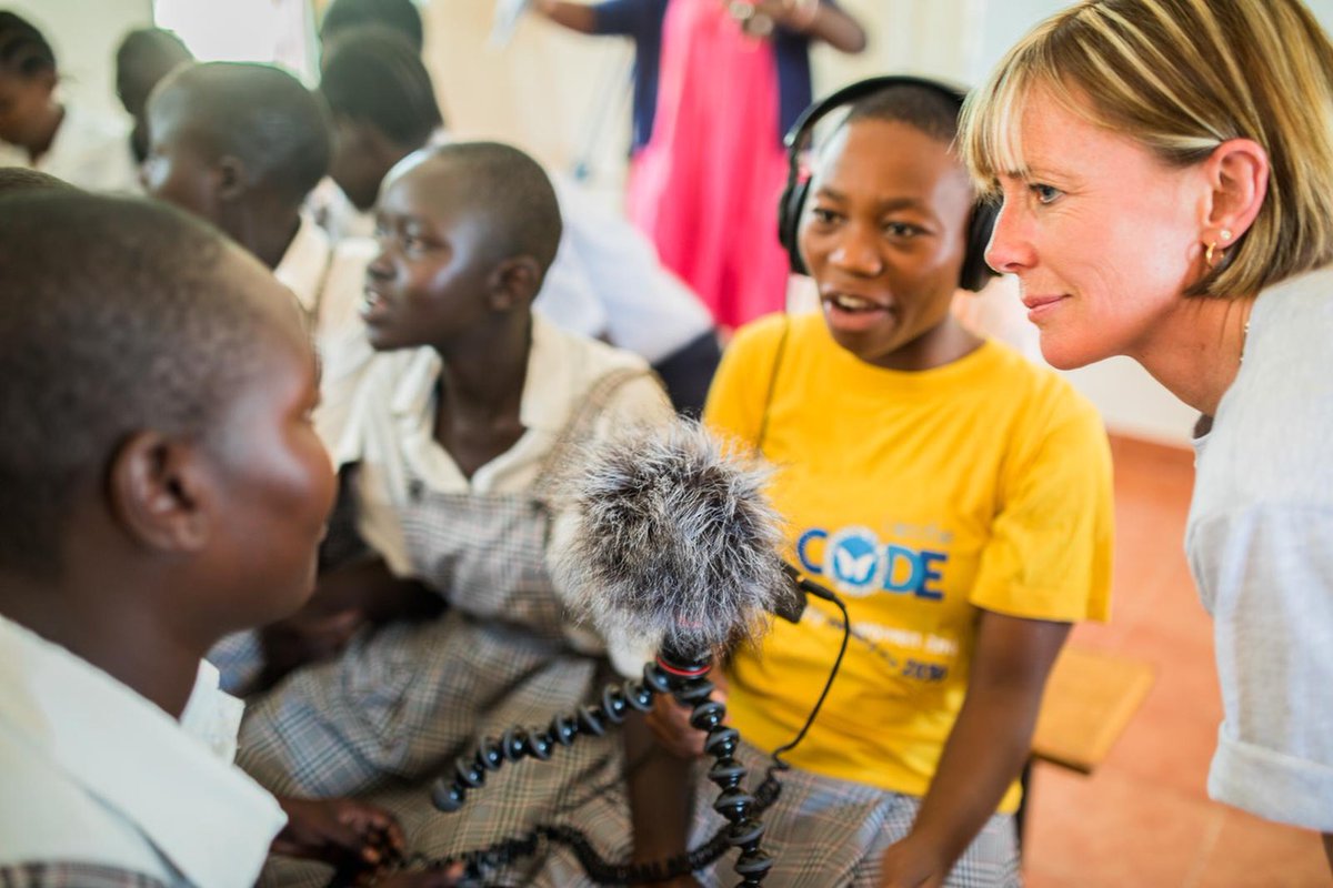hubculture's tweet photo. We have been featuring the great work of @mjamme & @i_amthecode for several years… Our Executive Editor @edielush has been to Kakuma to work with them and we support them as they #daretobevisible on #internationalwomensday…
#IWD2021 #IWD https://t.co/dgPTWSD7OV
