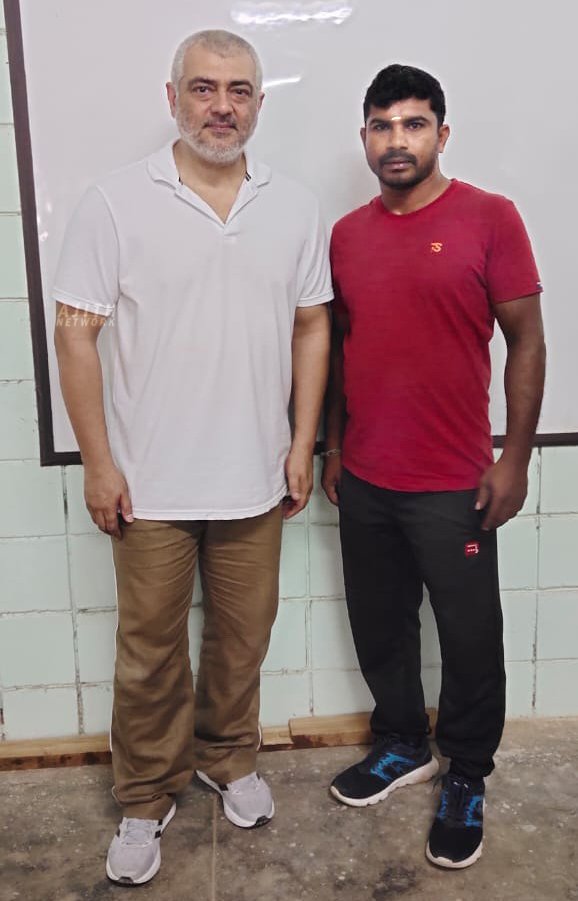 #ThalaAjith Sir Latest Pic 🥰

#CongratsTHALAAjith #Valimai