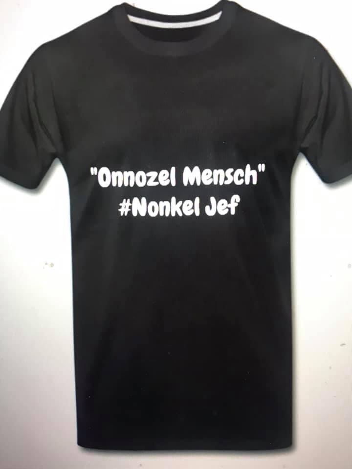 Dianamore69More's tweet photo. Tweet van Diana More - singer (@DianaMore3)
Diana More - singer (@DianaMore3) Merchandising #nonkeljef @DianaMore3  @Diana1more @Dianamore69More #nonkeljefinhettheater 📧demeyerematthias2@msn.com  https://t.co/kj3FWK8guD https://t.co/kybxALSn0u
https://t.co/V56LcUeaEj