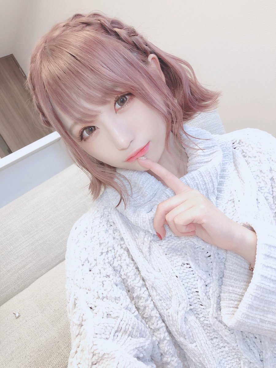 yuina_2780's tweet image. 👑 #岩瀬大阪行くってよ 👑

4/3(土) 15:00〜23:00

1年半ぶりに岩瀬
大阪行っきまぁぁぁぁぁぁぁぁぁあす！！

ただいま！

心斎橋のコンカフェ
@genmasu_cafe さんで
1日ゲスト出勤しますっっ！！！

本当に楽しみ過ぎて涙出そう。。。

予約方法や詳細画像作ったので
是非見て予約して欲しぃぃい◎