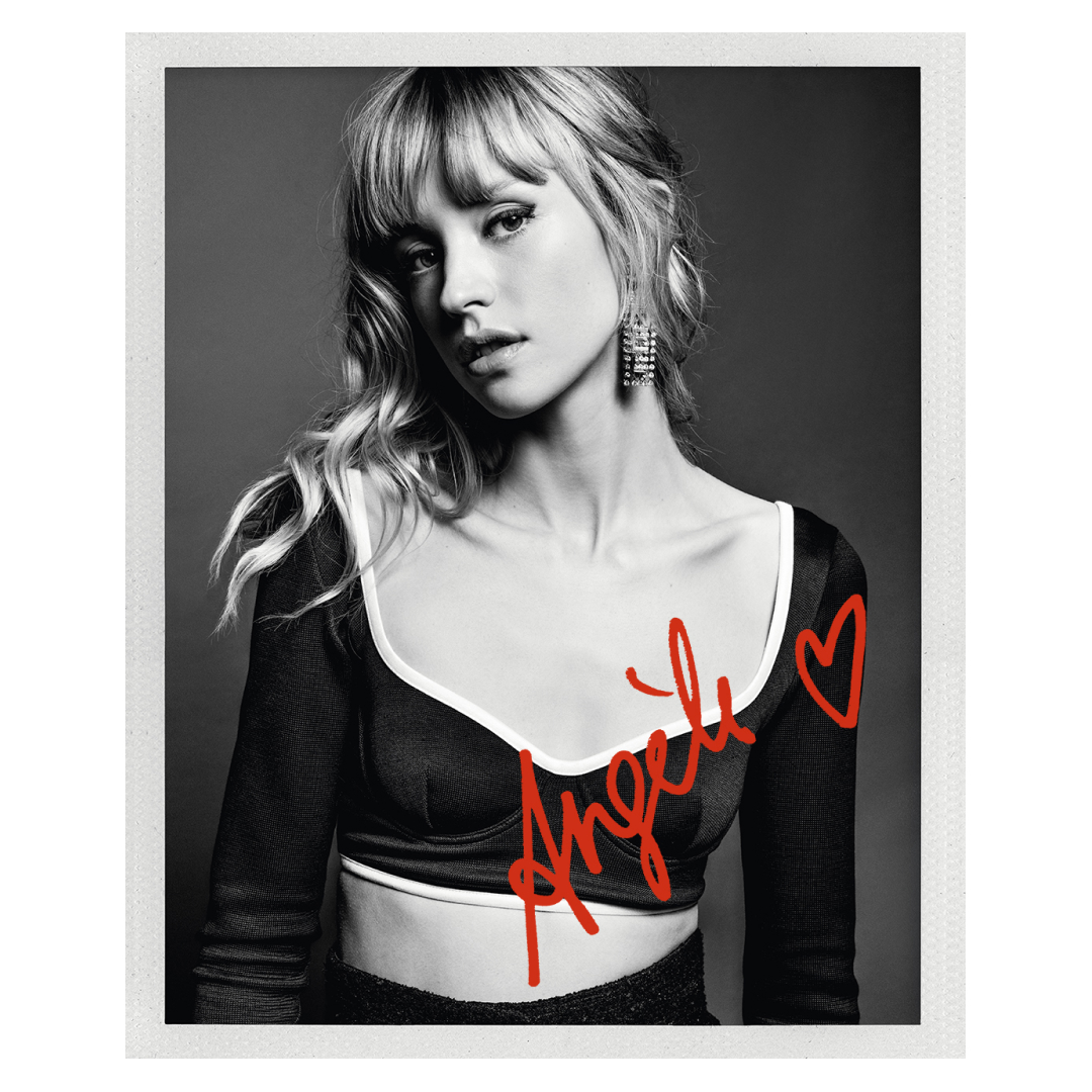 CHANEL's tweet image. Jennie, Angèle, Whitney Peak &amp;amp; Caroline de Maigret.
Portraits of ambassadors of the House by Inez &amp;amp; Vinoodh.
The film of the CHANEL Fall-Winter 2021/22 Ready-to-Wear show will be revealed on March 9th at 10.30am Paris time.
#CHANELFallWinter