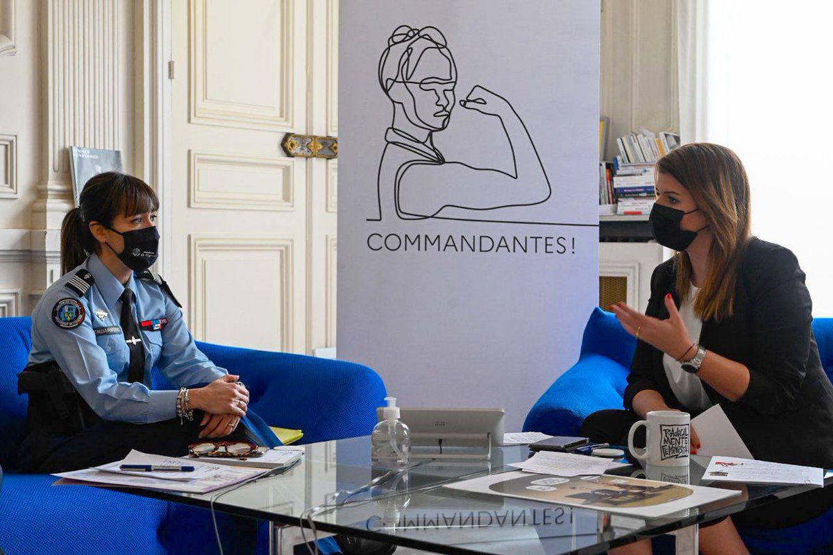 MarleneSchiappa's tweet photo. 🟣 3ème table ronde, avec @ppljnk, commandante de groupement @Gendarmerie_091, et Michèle Kirry, présidente du conseil supérieur de l'appui territorial et d'évaluation. #Commandantes #8mars https://t.co/8YXRjvhWPn