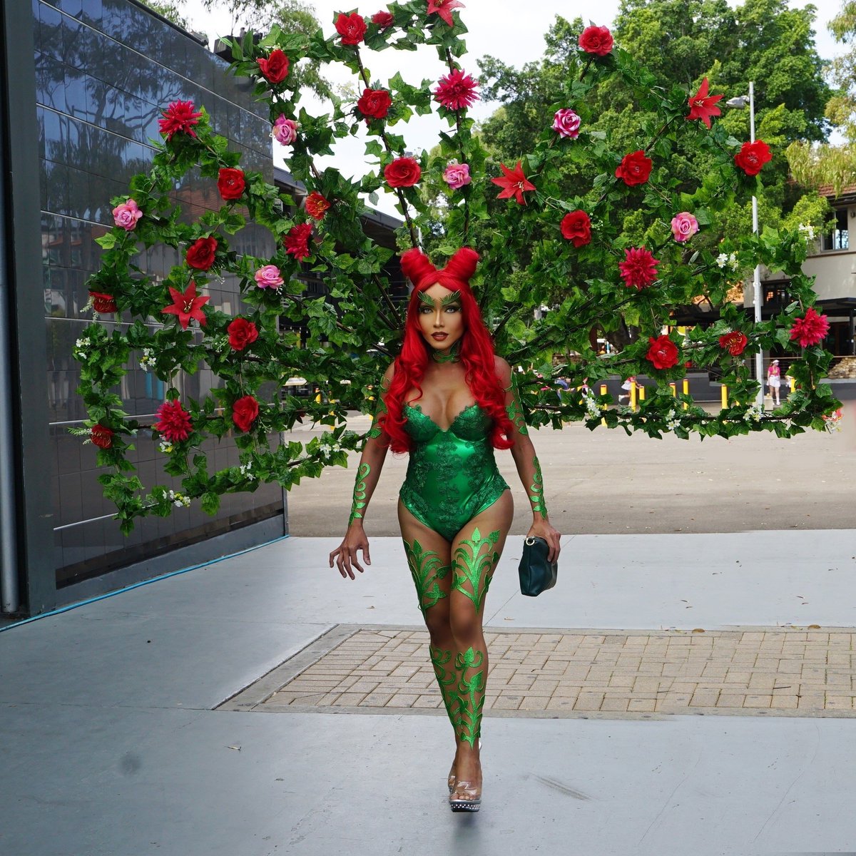 Last Saturday <a href="/sydneymardigras/">Sydney Gay and Lesbian Mardi Gras</a> Poison Ivy represented the trans Showgirls community. Also, thank u <a href="/SBS/">SBS Australia</a> for the mini-feature/exposure
#mardigras2021 #poisonivy #cosplay