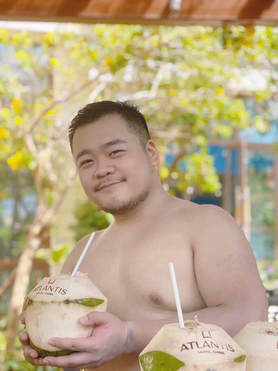 来喝椰奶