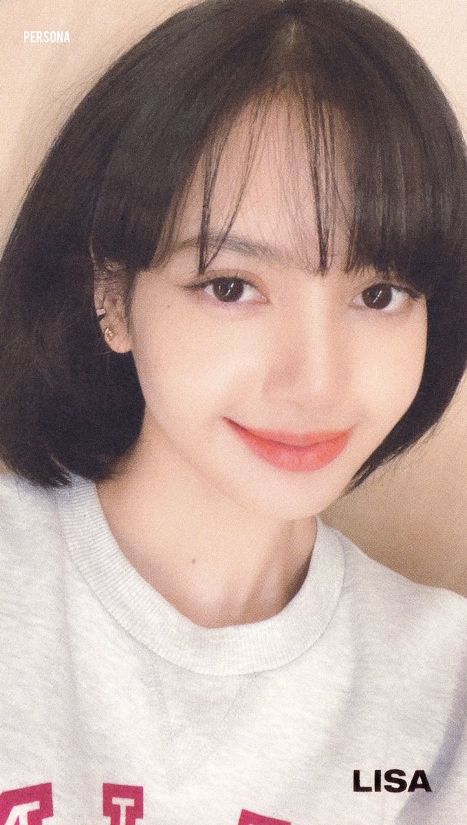 lalifoxy27's tweet image. I know Lisa is the kind of person who doesn&apos;t want trouble. She might not speak of what she truly feels.
When she had the lilifilm I just know it was her outlet. She&apos;s so talented &amp;amp; has much to share but there&apos;s always something holding her back. YG. 👇🏻

YG STOP MISTREATING LISA