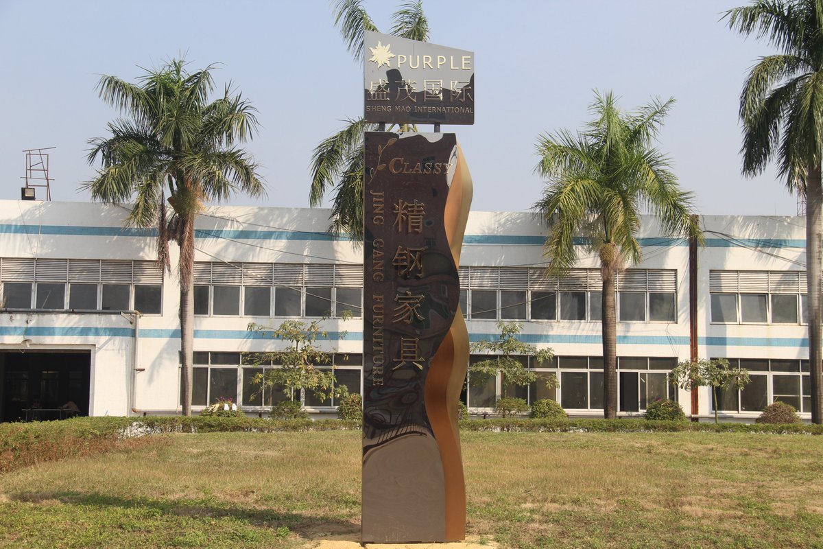 WinnieClassy's tweet photo. Classy furniture - metal fabrication factory.

#stainlesssteel #ss #interiordesign #furniturefactory #metalwork #goldmetal #workshop #constructionmaterial #manufacture #odm #oem #ffe https://t.co/ZjWharBfAw