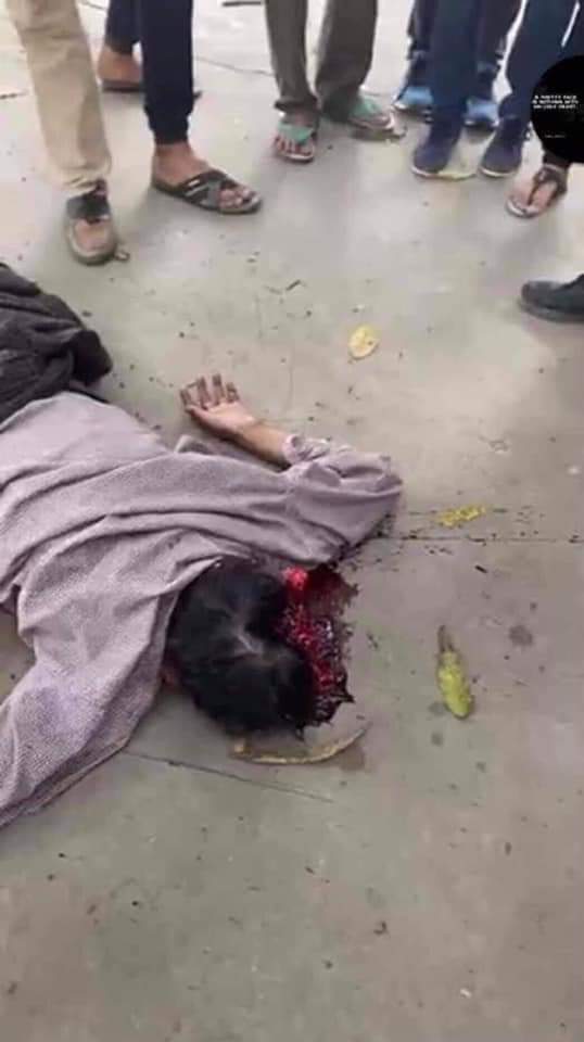 KyalEain's tweet photo. 3 shots 2 deads  in Myitkyina. 
It was head shot. 
One is still in hard situation. 
Near Train Station
Around 12:45 
Used real bullet 
#WhatHappeningInMyanmar 
#March8Coup
#SaveMyammar https://t.co/M4LtpYAac9