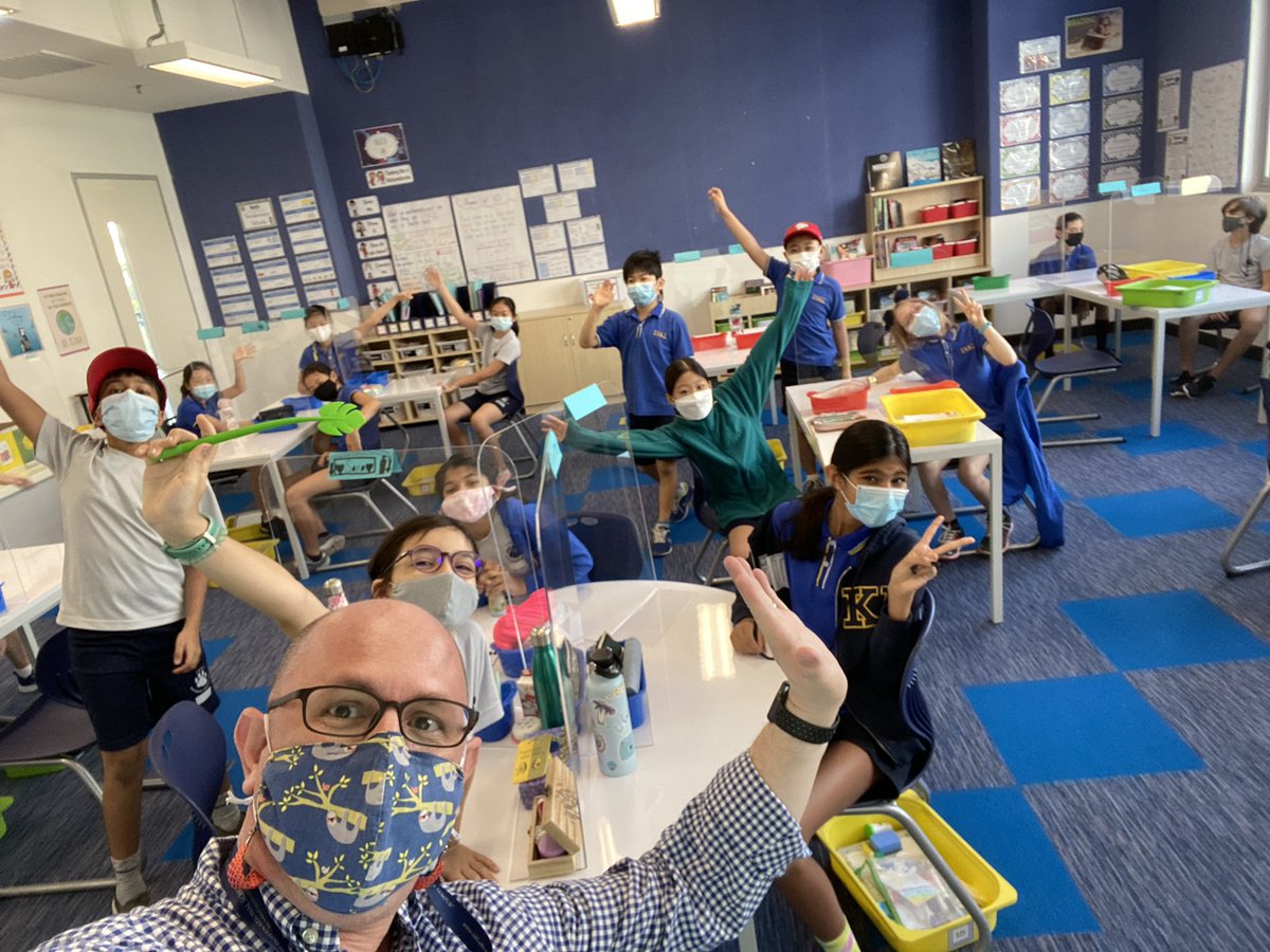 We’re back! First day back in school after nearly five months of online learning. Lots of happy faces!!
