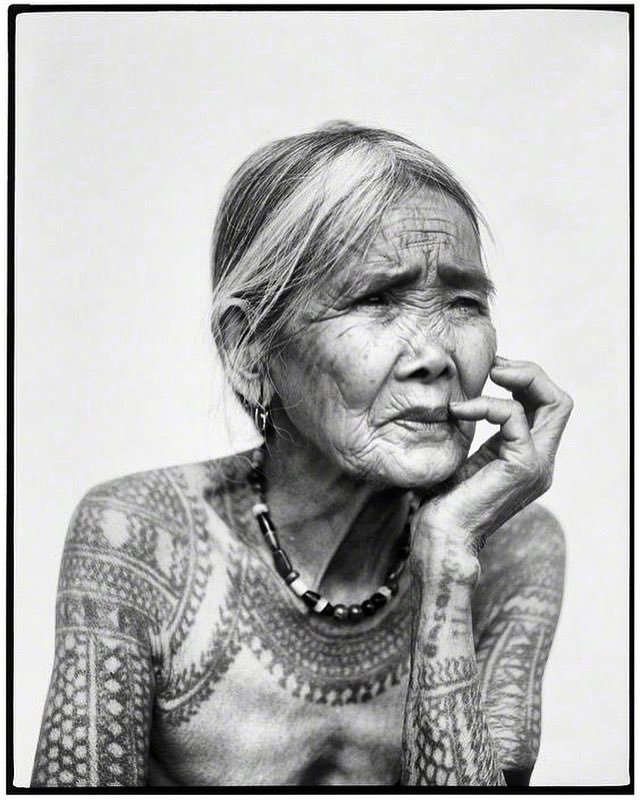 At 100 or So She Keeps a Philippine Tattoo Tradition Alive  The New York  Times