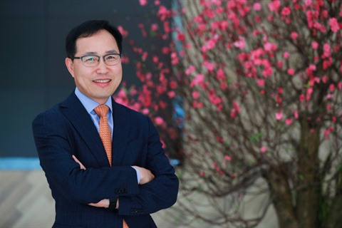 CourrierVN's tweet photo. Samsung mise sur le Vietnam, son "bastion stratégique de R&amp;D" https://t.co/Wcod02Mwki https://t.co/jueH5PxypT