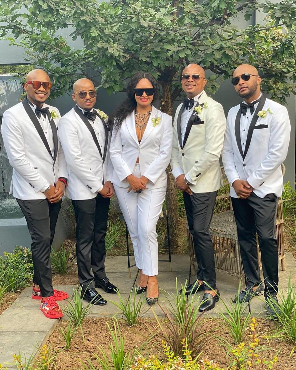CSquaredSA's tweet image. A tux is a perfect touch to any black-tie wedding, get dashing looks for your groomsmen and ladies. Join us at the FAB Bridal Expo on the 13 – 14th March 2021 at Venue D’ Aria from 09:00 am. #DressYourSoul #CSquaredTrends #Weddings