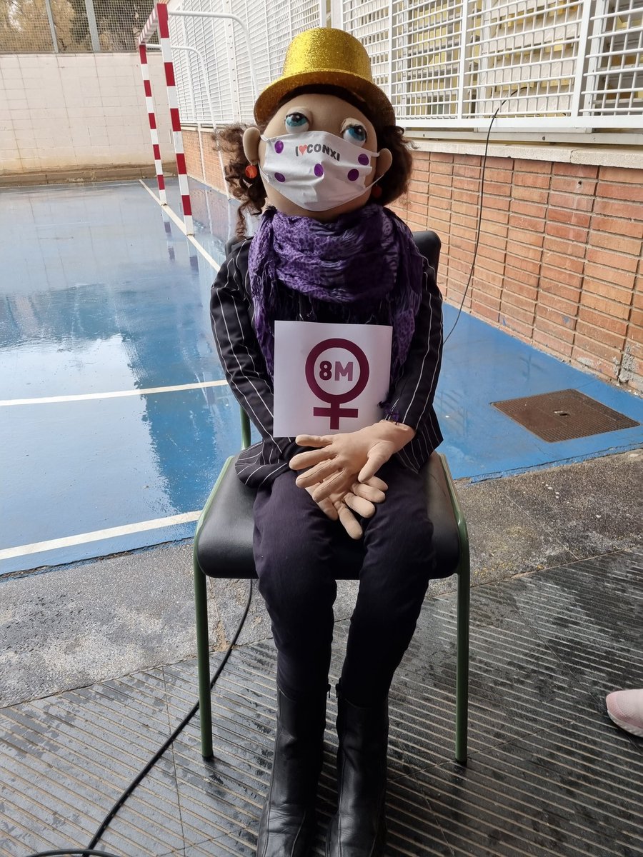 Tot a punt per celebrar el 8M <a href="/consorciedubcn/">Consorci d'Educació</a> <a href="/Bcn_SantMarti/">Districte de Sant Martí</a>