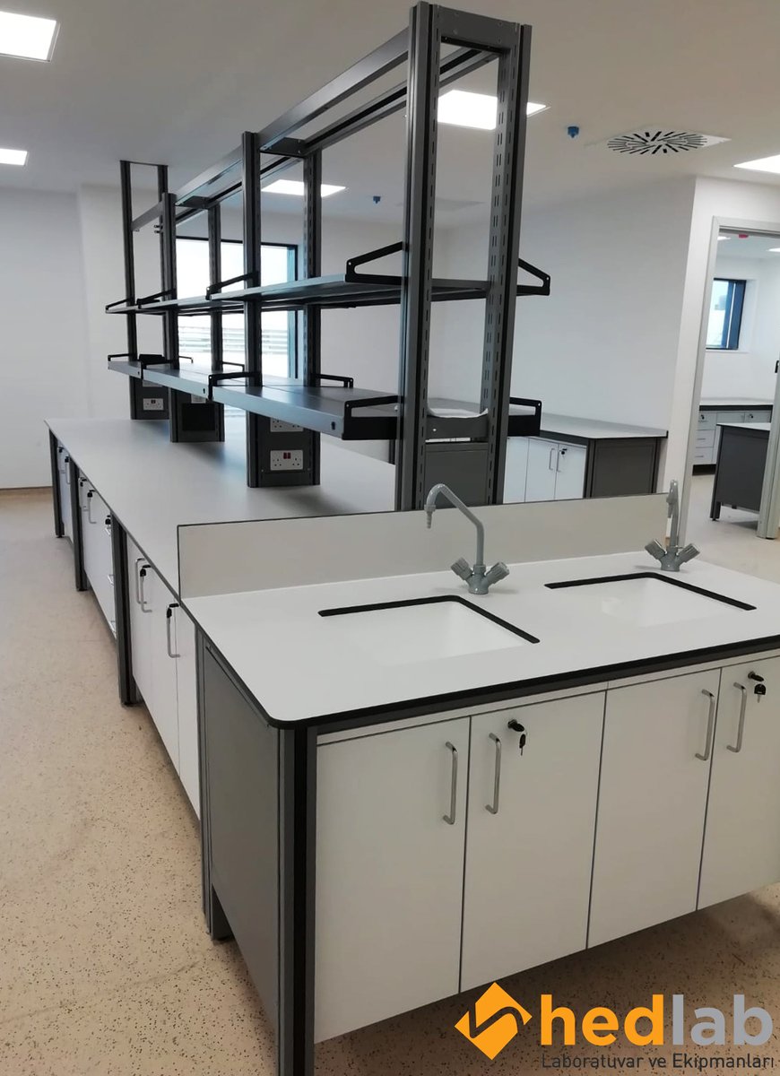 Hedlabls's tweet photo. Hedlab markası olarak, tasarımı, üretimi ve montajı bize ait olan Bahreyn'de kurmuş olduğumuz laboratuvar
The laboratory we have established in Bahrain, which is designed, manufactured and installed by Hedlab brand
#hedlab #laboratory #laboratoryfurniture #fumehood #laminarflow https://t.co/VFDWcvnlVo