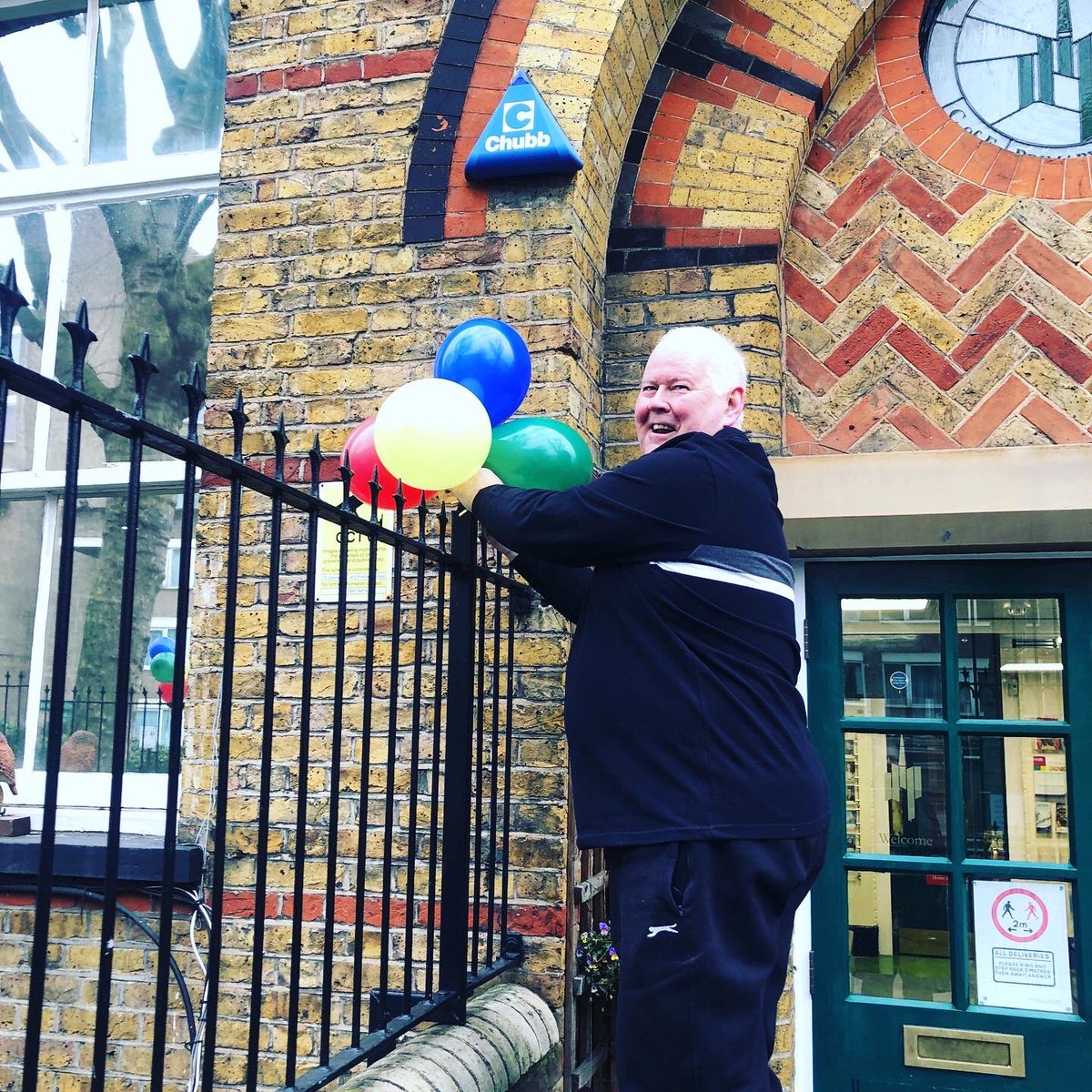 stsavioursw9's tweet image. We’re ready and waiting!! #welcomeback #schoolsreopeninguk