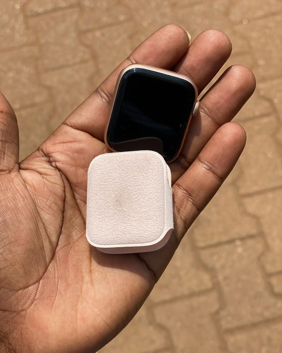 ug_arena's tweet photo. Apple watch updates

And don't forget 😉😉😉
We have sale bonaza going on
#internationalwomensday2021
-------
🤩iCloud setup
🤩Delivery available
🤩Software upgrade
🤩Tradeins accepted
🤩Repair services made in house
-------
Call 0703326970 | to order now https://t.co/WnBISCLNLI
