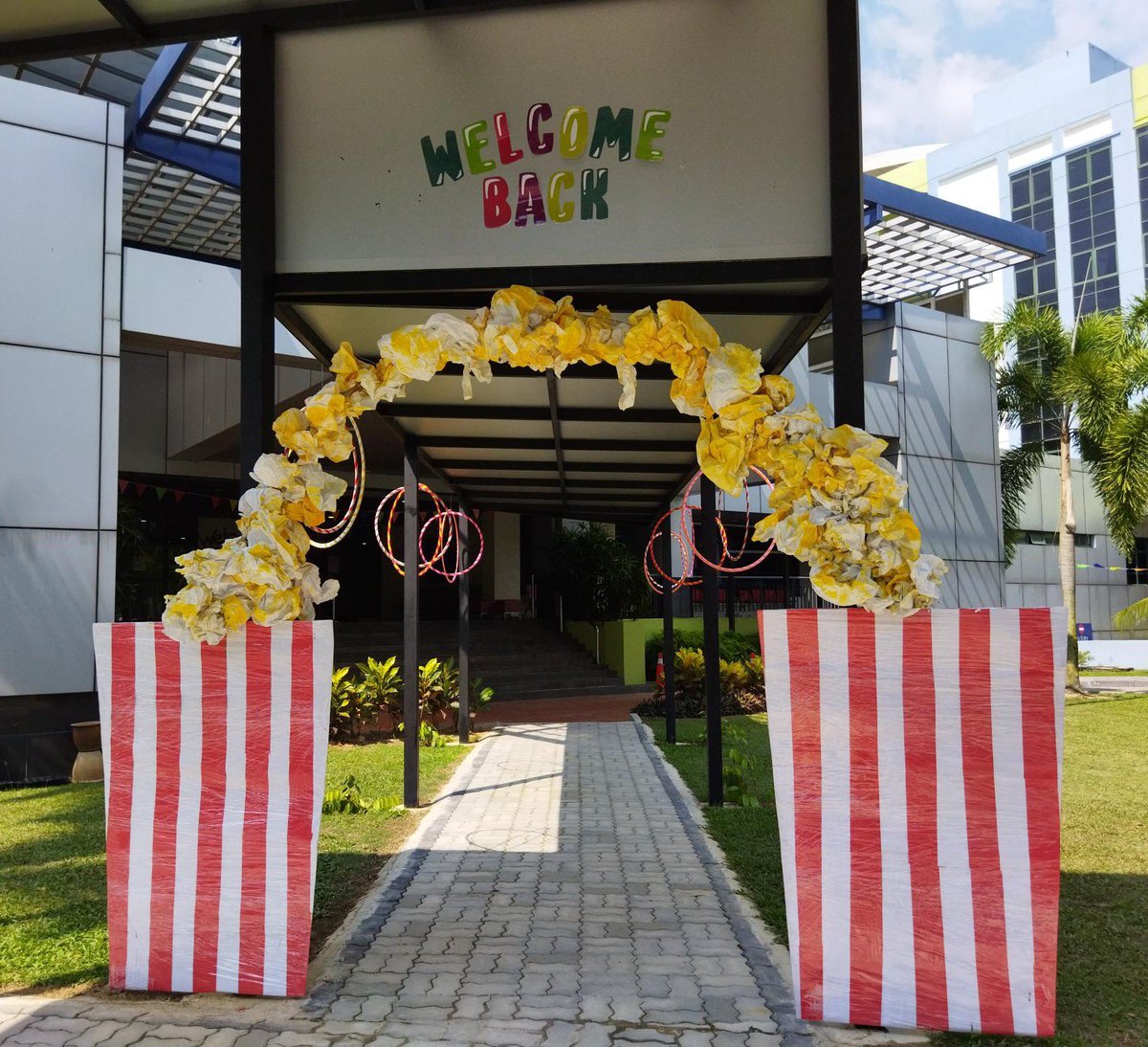 APSchoolsMsia's tweet photo. The secret is out! Our APIS students were welcomed back with a #SweetReception this morning. Sweet candies, dancing ballerinas and very happy teachers were on hand to ensure they had a great first day whilst observing all safety protocols. Welcome back! 
 
#APSchool #WelcomeBack https://t.co/jB8Vs3qr6d