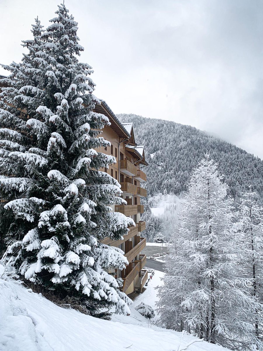 P'tite surprise au réveil ce matin 🥰❄️