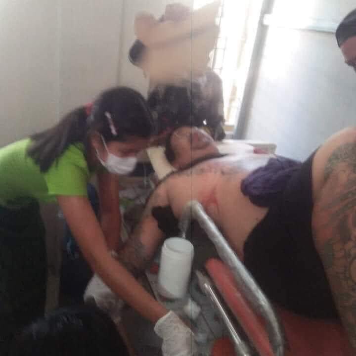 Military Junta brutally strike to protesters &amp; shoot with real bullets &amp; rubber bullets. 5 got gunshot &amp; one died with abdomen shot. One girl got leg shot. Arrested over 50 ppls in Phyar Pone Town Ayeyarwaddy Division.
#Mar8Coup
#MilitaryCoupInMyanmar
#WhatsHappeningInMyanmar