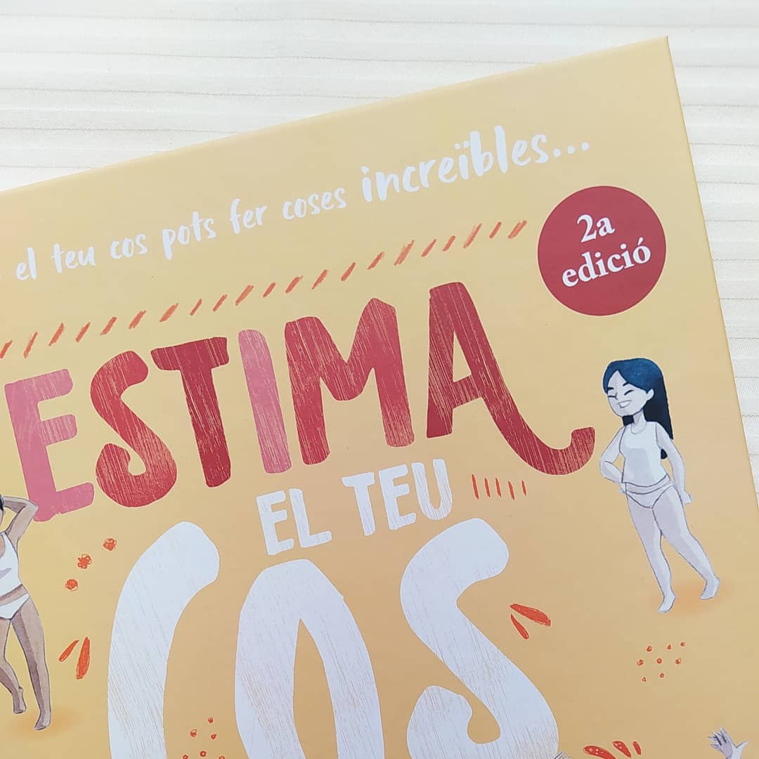 Ens veiem al carrer, avui i cada dia!
#8M
Creat per <a href="/iamjesssanders/">iamjesssanders</a>
Il·lustrat per @carolrossettidesign
Traduït al català per <a href="/bel_olid/">Olid Bel</a>
Maquetat per @emmaendora
Editat per <a href="/crisfeliuma/">Cristina Feliu</a>
Promocionat per @silviatermens
Guia a càrrrec de <a href="/Creaduca/">Creaduca</a>
lafinestralectora.cat/estima-el-teu-…