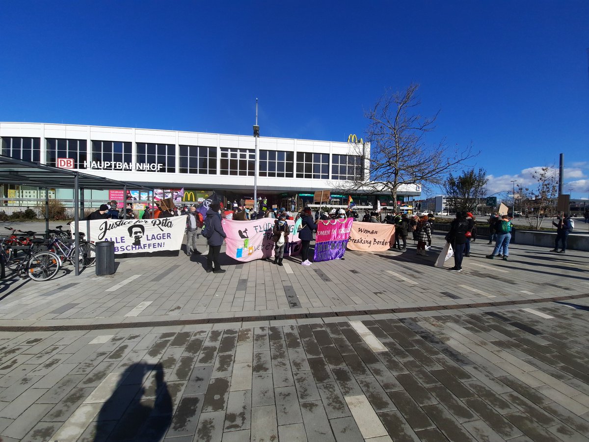 Cottbus, stabil! Mit @ab_brandenburg @AKCottbus @women_in_exile  #justiceforrita #abolishallcamps #feministpower