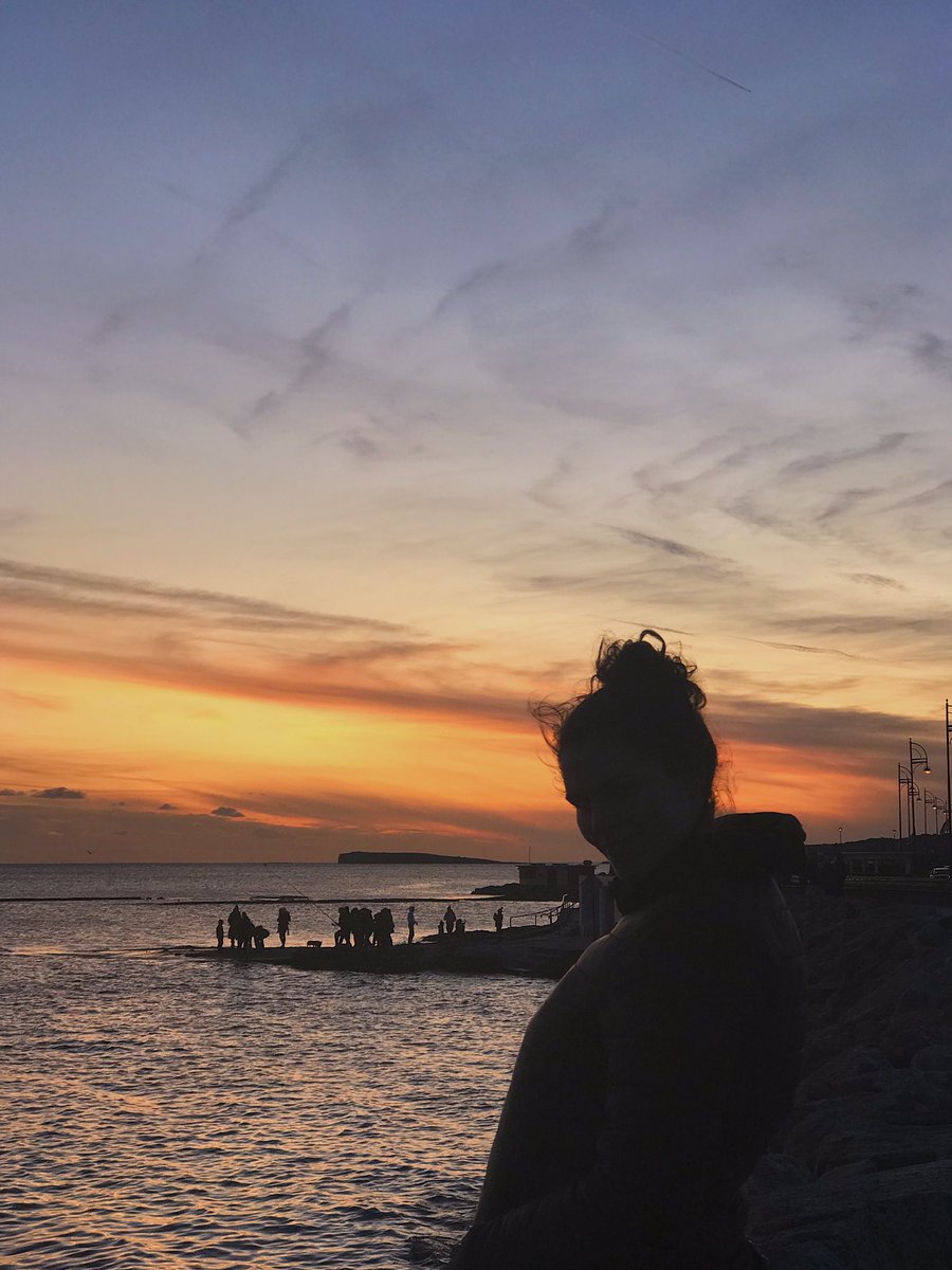 🌅