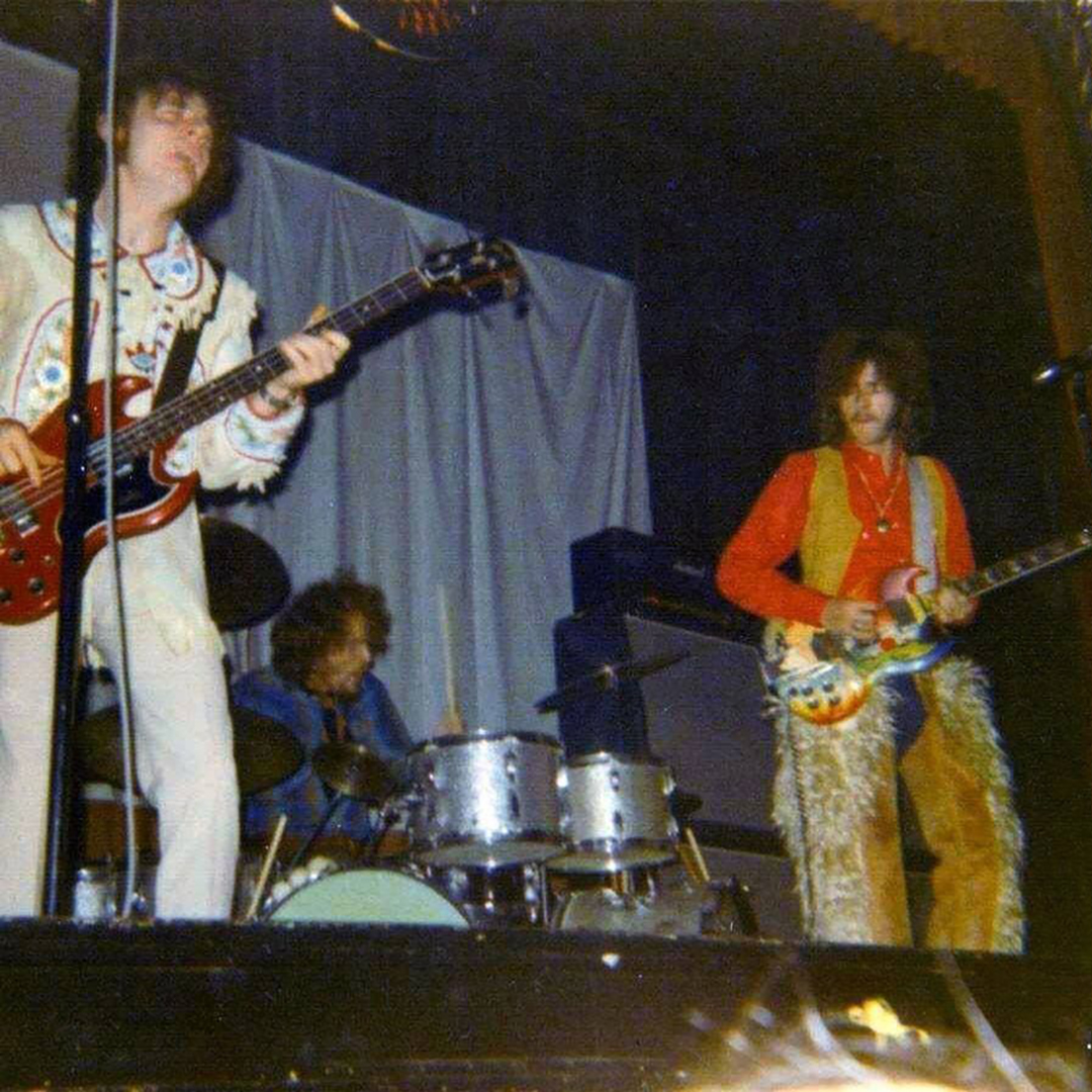 Cream made their US live debut on this day in 1967! Playing the RKO Keith Theatre on 58th and 3rd Ave in New York City 🗽 The Who, Simon and Garfunkel and more familiar names were billed alongside them! (📸 - Detroit, Grand Ballroom, October 15th, 1967)