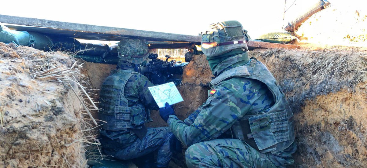 SpainNATO's tweet photo. 🇪🇸 @EjercitoTierra contingent deployed in @eFPBGLatvia 🇱🇻 trains together with our @NATO allies 🇨🇦🇦🇱🇨🇿🇮🇸🇮🇹🇲🇪🇵🇱🇸🇰🇸🇮🇱🇻 in Ex. #WolverineStrike .
Strengthening readiness and interoperability is a must for #NATO Allies to better protect each other!
#WeAreNATO
📸 @EMADmde https://t.co/KregZeJr9h