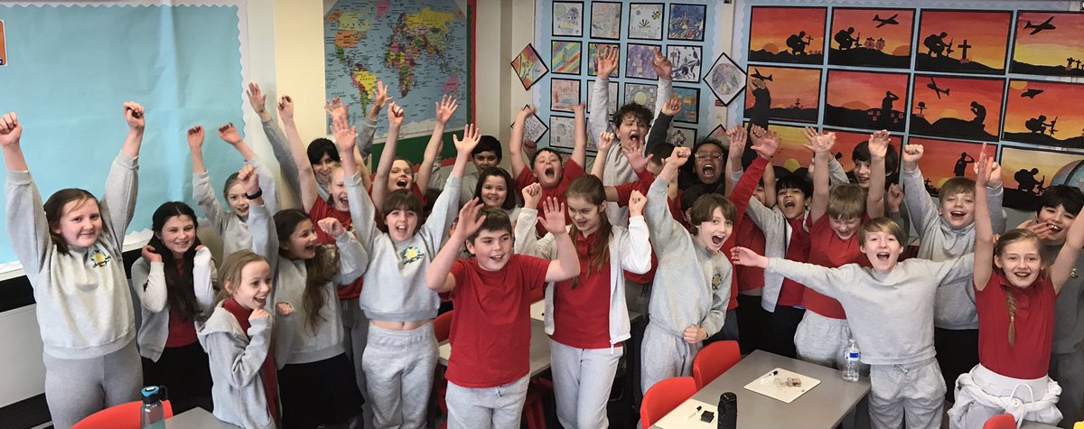 WhetstoneYear6's tweet photo. Great to have the Year 6 bubble back in school today! 🥳 https://t.co/61wm3vqKNP