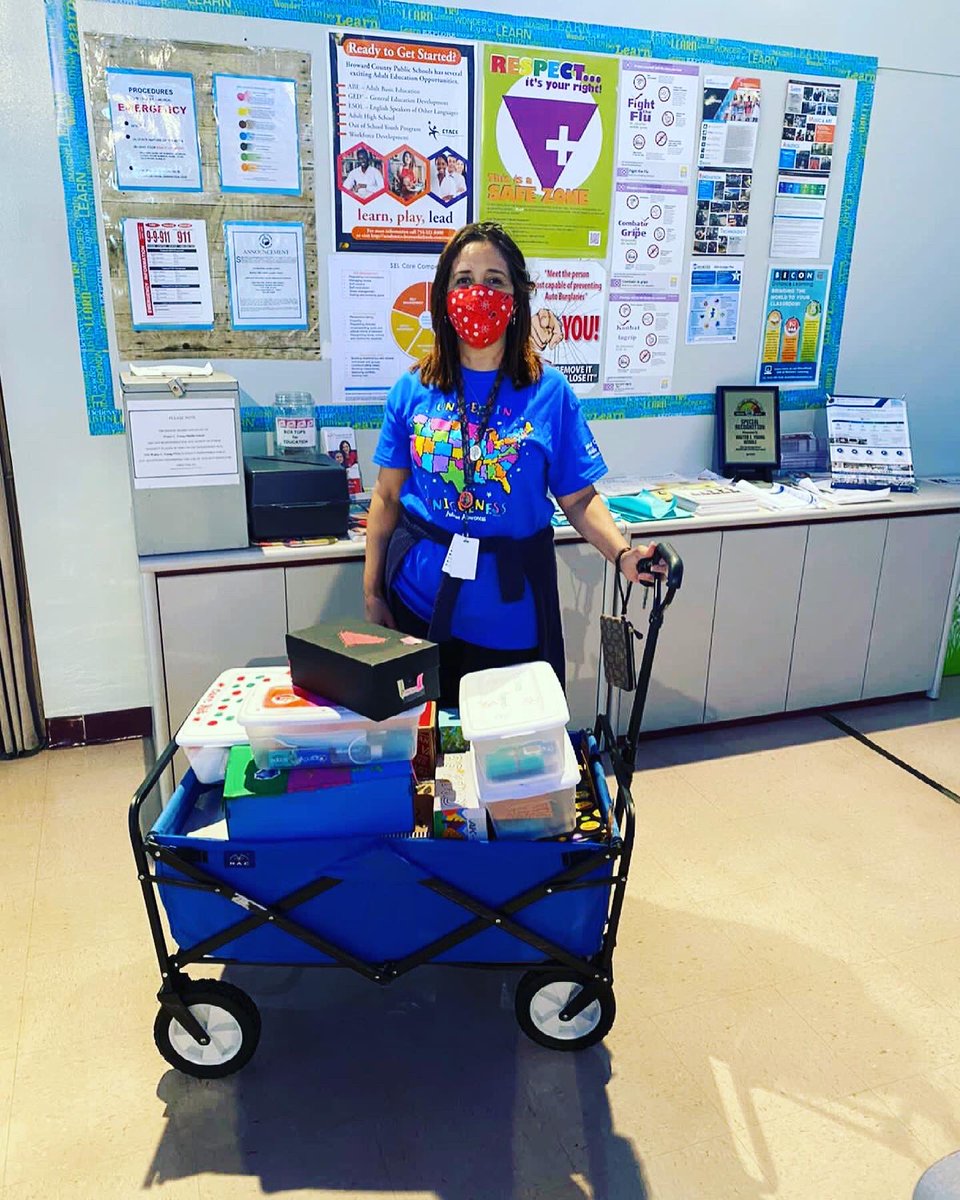 Kudos to our Agents of Change students & their peers at @WCYMiddleSchool for participating in @UnitedWayBC #DayofCaringBroward! They decorated and filled 75 shoe boxes with toiletries for Broward Partnership!

#choozpeace
#browardprevention
#browardschools
#LIVEUNITEDBroward